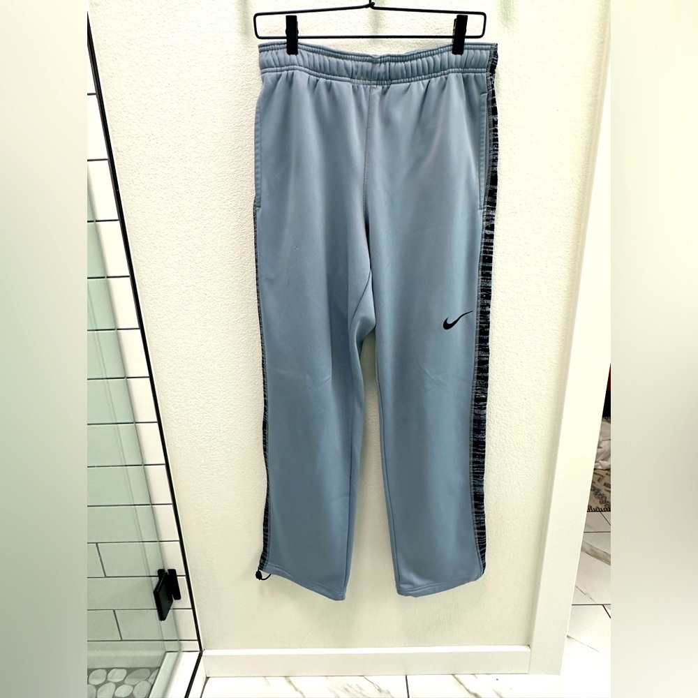 Nike Men's Therma-Fit Sweat Pants - Size M